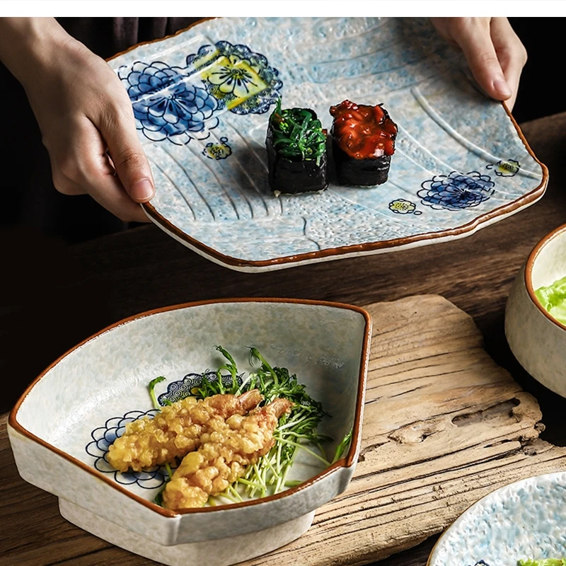 

Керамический суп специальной формы с лапшой, десерт, суши, отель, ресторан, посуда, рис