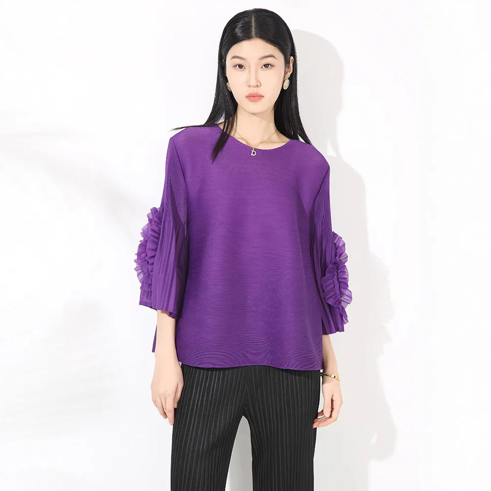 Miyake-Camiseta plisada con cuello redondo para mujer, Top informal elástico ajustado con flores, talla grande, a la moda y versátil, 2025