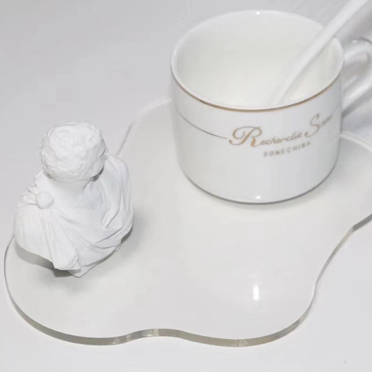 1 قطعة قاعدة أكريليك غير منتظمة قاعدة أكواب مرآة واضحة الشمال Ins بسيطة الجدول حصيرة سطح المكتب ديكور الحلي إطلاق النار المنزل الدعائمеБСВСВСВСВГВСВСВСВГ