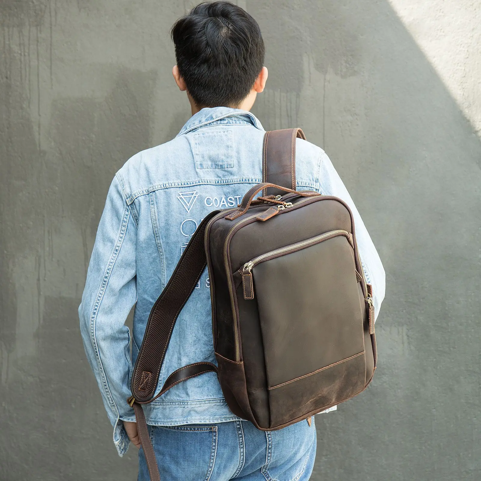 

2026 Genuine Leather Men's Backpack European And American Retro Large Capacity Computer Travel Backpacks New