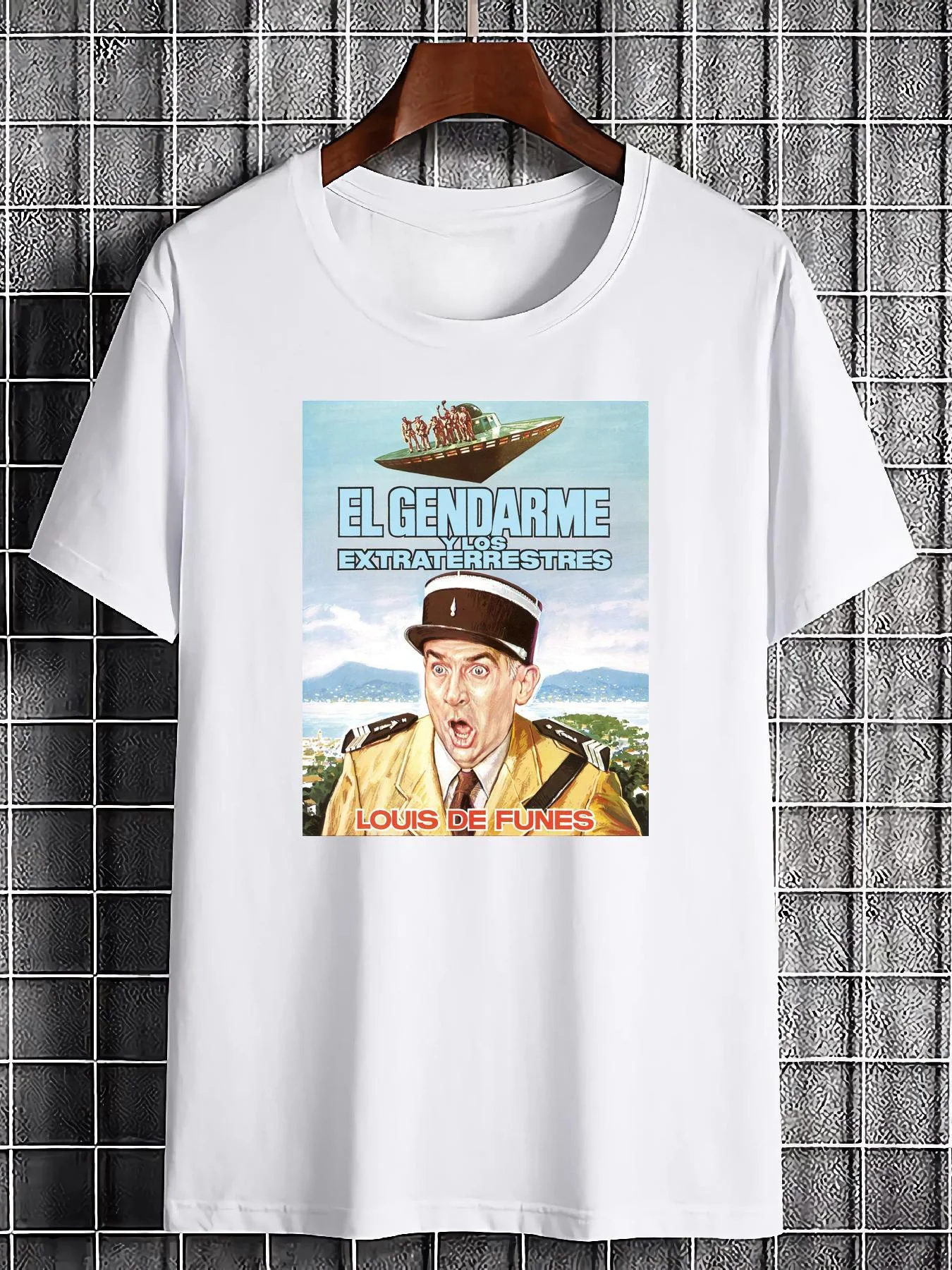 Louis De Finis' Sheriff and Alien 'unisex T-shirt Classic Movie Character Soft Breathable Round Neck All Season Casual Outfit