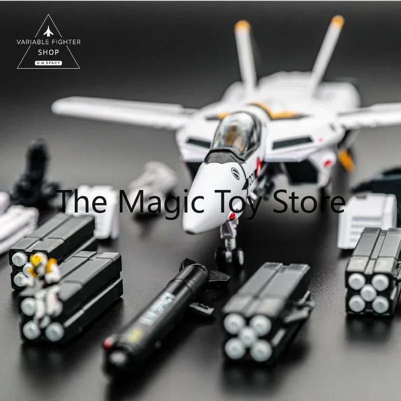 Macross VF-1S Valkyrie Variable Fighter Original Pre-painted Model Kit