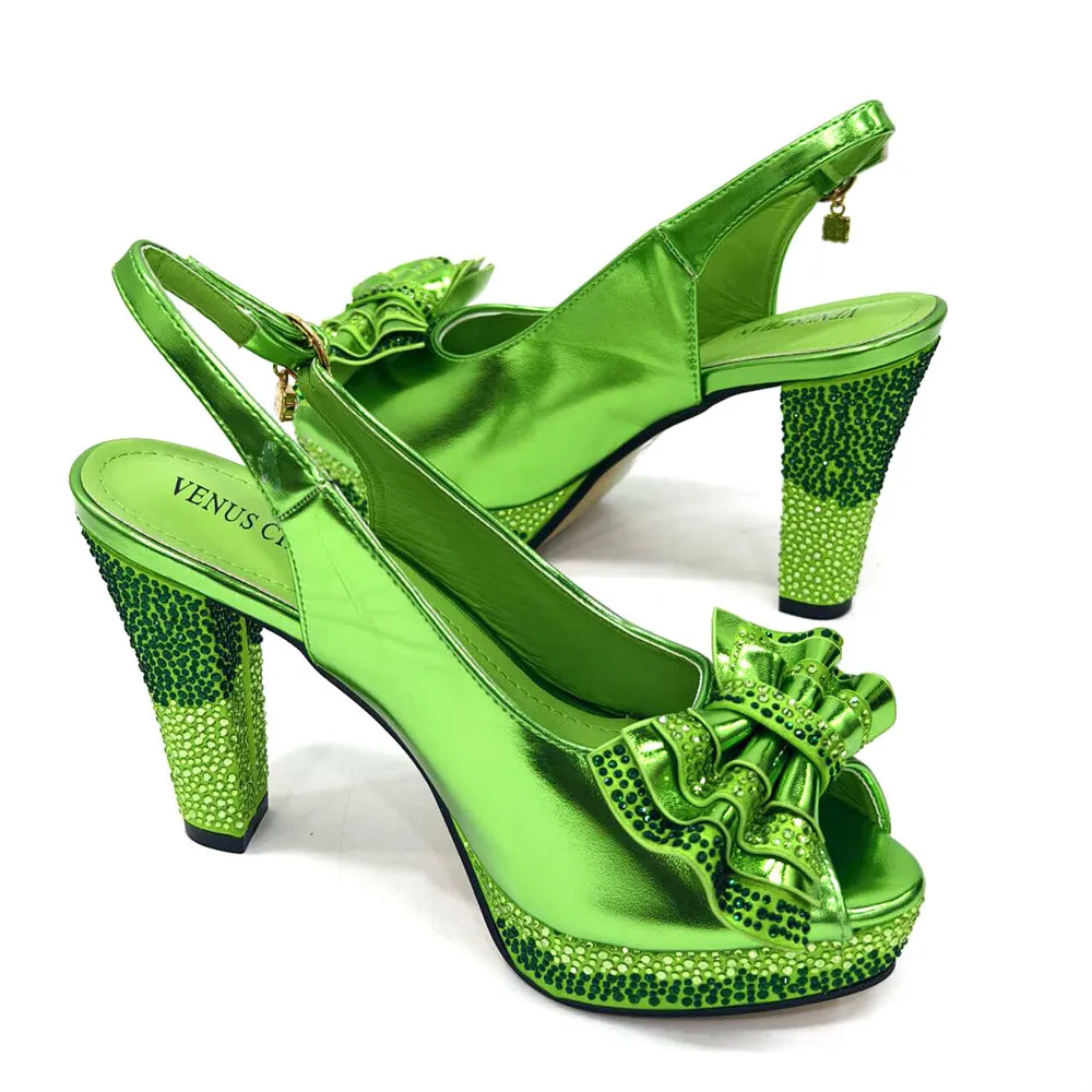 2026 New Fashion Top Italian Designer Luxury Elegance Round Head Bowknot Bright Diamond Summer Party Women Chunky Heel Sandals