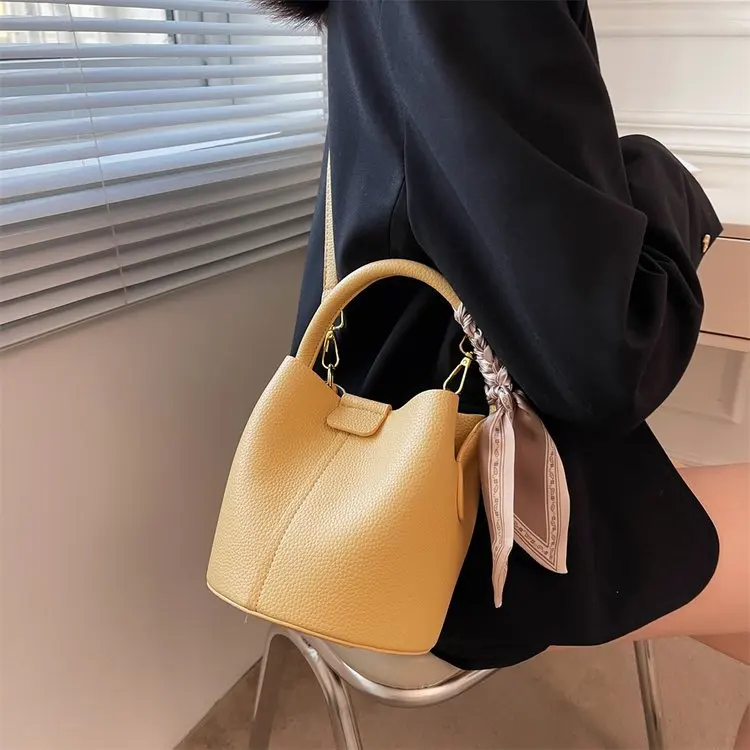 Korean Fashion Pu Leather Bucket Bags For Women 2023 Designer Crossbody Shoulder Bags Soft Ladies Messenger Sling Bags