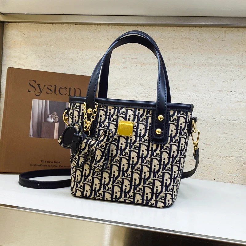 حقيبة كتف جلدية عصرية فاخرة للنساء، حقيبة يد يومية أنيقة، حقيبة كروس كلاسيكية #4