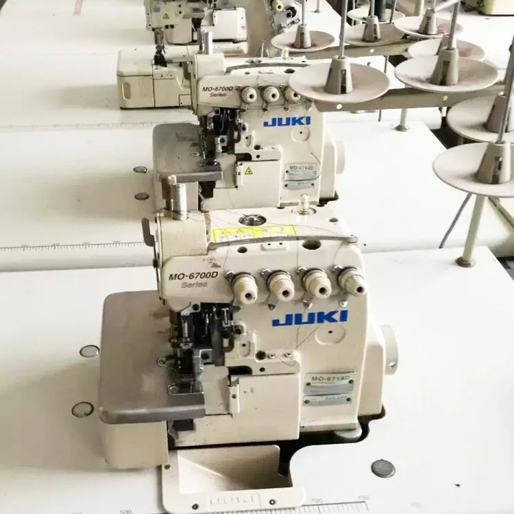 Used Original Industrial Overlock JUKIs 6716 Flat bed 5 thread sewing machine