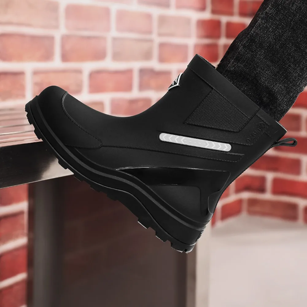 

Winter Outdoors Rain Boots Men's Medium Tube Outdoor Special Non-Slip Waterproof Velvet Warm Rubber Shoes Fishing Men Rain Boots