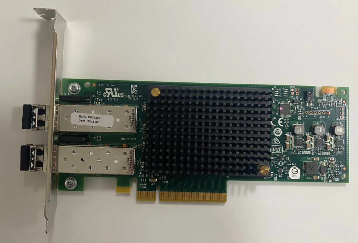 

Emulex LPe31002-M6 PCI Express x8 16Gb Faser Kanal Host Bus Adapter with modules