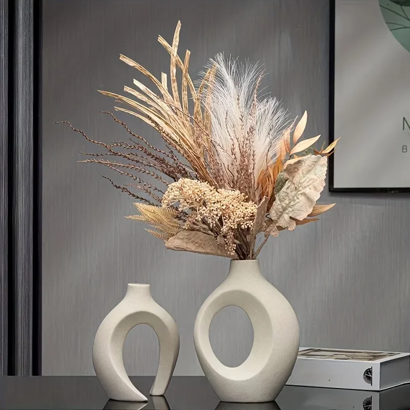 Hollow Nordic Modern Ceramic Vase Works of Art Boho Hollow Flower Vase for Minimalist Living Room Bedroom Study Cafe