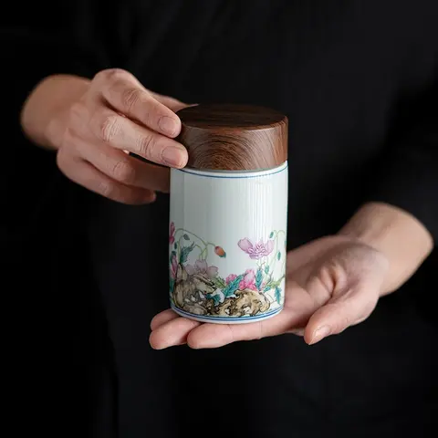 Chinese Hand-Painted Yu Meiren Kung Fu Tea Set Accessories Retro Ceramic Tea Cans Sealed Cans Household Moisture-Proof Empty Can