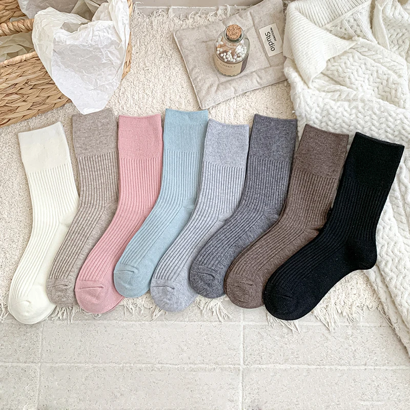 

Носки для женщин в корейском стиле, новые полосатые простые длинные носки, однотонные базовые повседневные женские свободные носки, теплые классические удобные носки