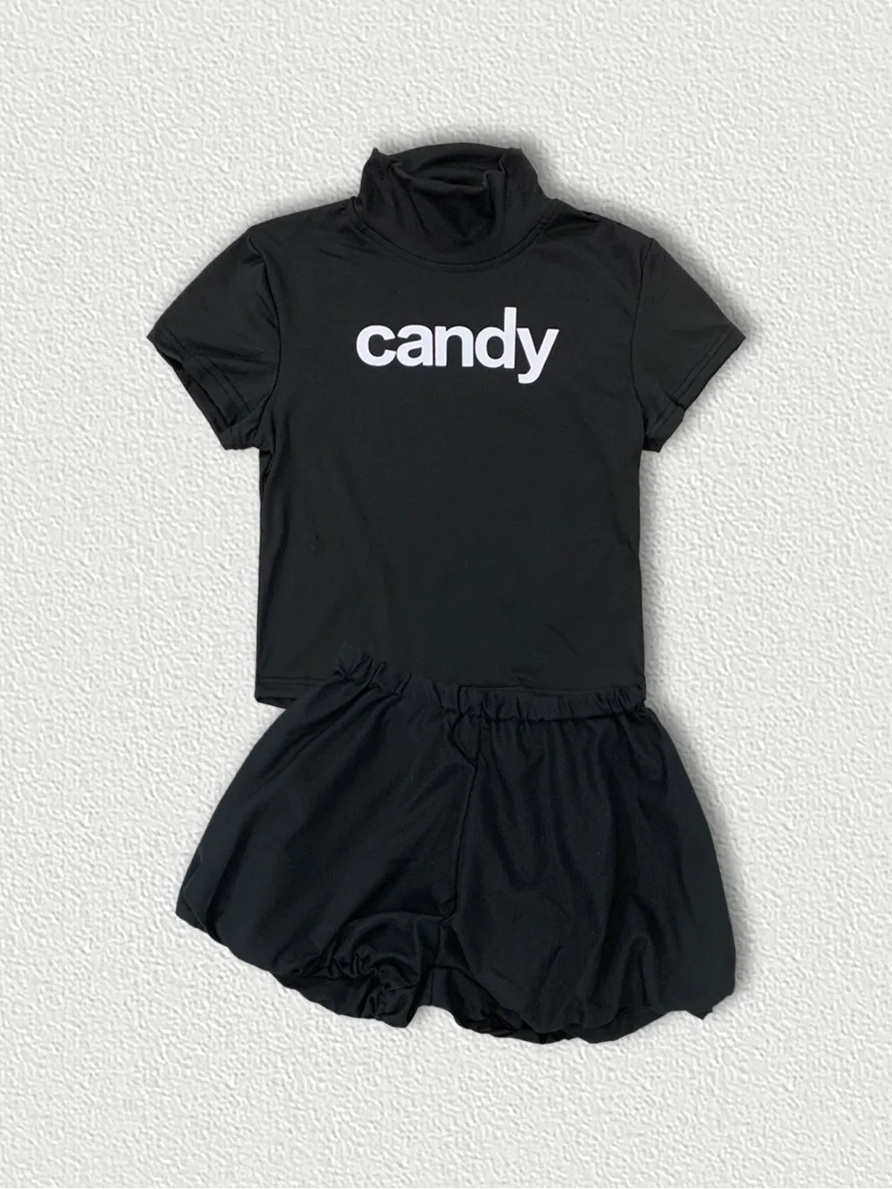 

2026 new summer American letter printed semi high neck short sleeved top, floral bud shorts, casual and simple home set trend
