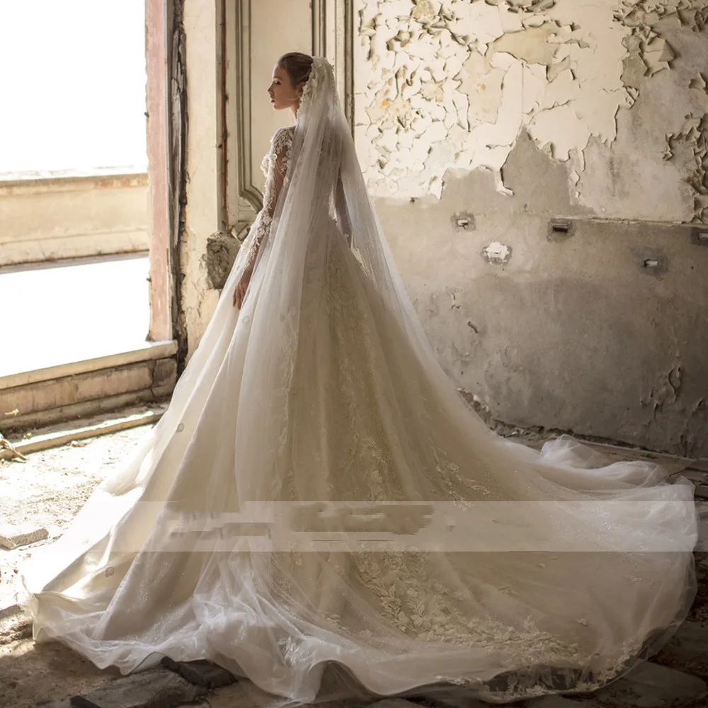 Customized Vintage Lace A-Line Princess Wedding Dresses V-Neck Long Sleeve Vestido De Novia Appliques Bride Robe De Mariee