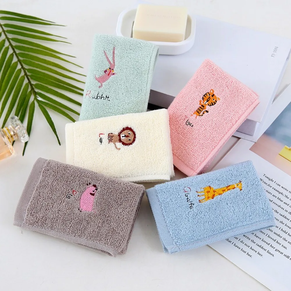 

Cute 25x25cm Small Square Towel Cotton Animal Embroidered Wash Face Towel Cartoon Super Absorbent Cleaning Tools