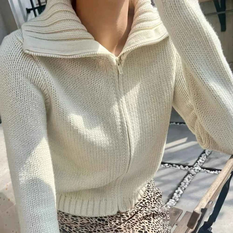 Beige Vintage Knitted Cardigan Sweater Women Autumn Winter Thick Turn Down Collar Zipper Sweater Solid Sweet Short Knitwear Tops