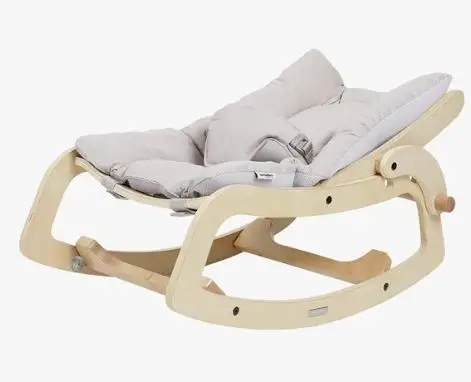 Tempat Tidur Keluarga Kayu Solid Ramah Lingkungan di Kamar Tidur