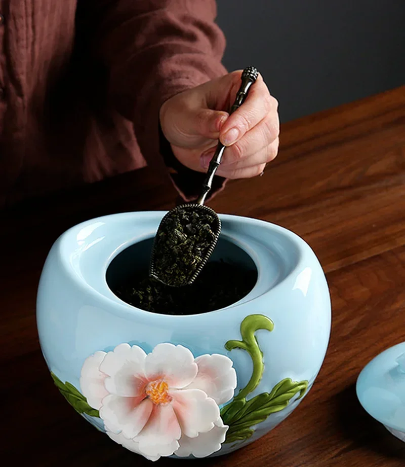 Chinese Ceramic Tea Cans Mixed Food Storage Tank Kitchen Storage Tank Coffee Tank Hand Drawn Flowers Tea Cans Home Decoration