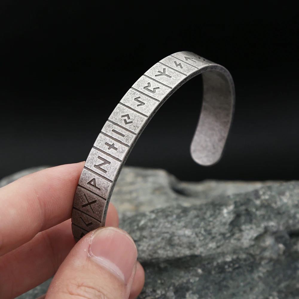 

Vintage 316L Stainless Steel Nordic Viking Rune Letter Bracelet Punk Rock Amulet Cuff Bangles For Men Fashion Jewelry Adjustable