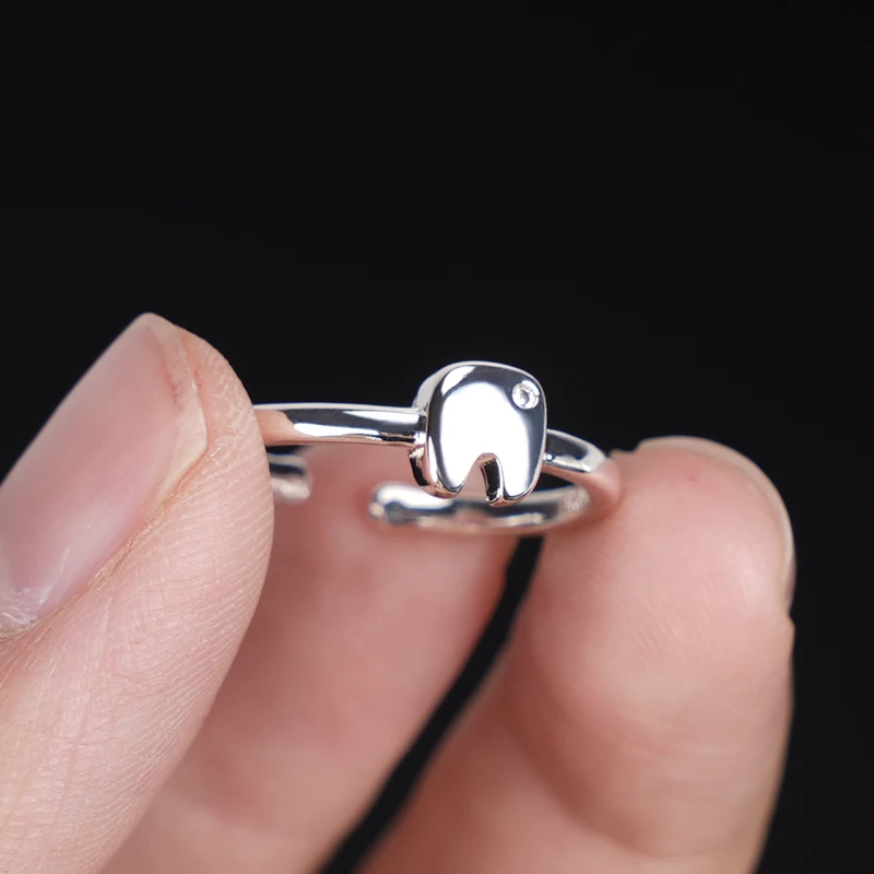 

1PC Dental Teeth Shape Ring Gift Adjustable Cute Fashion Design Personalized Creative Ring Silver Women Decoration
