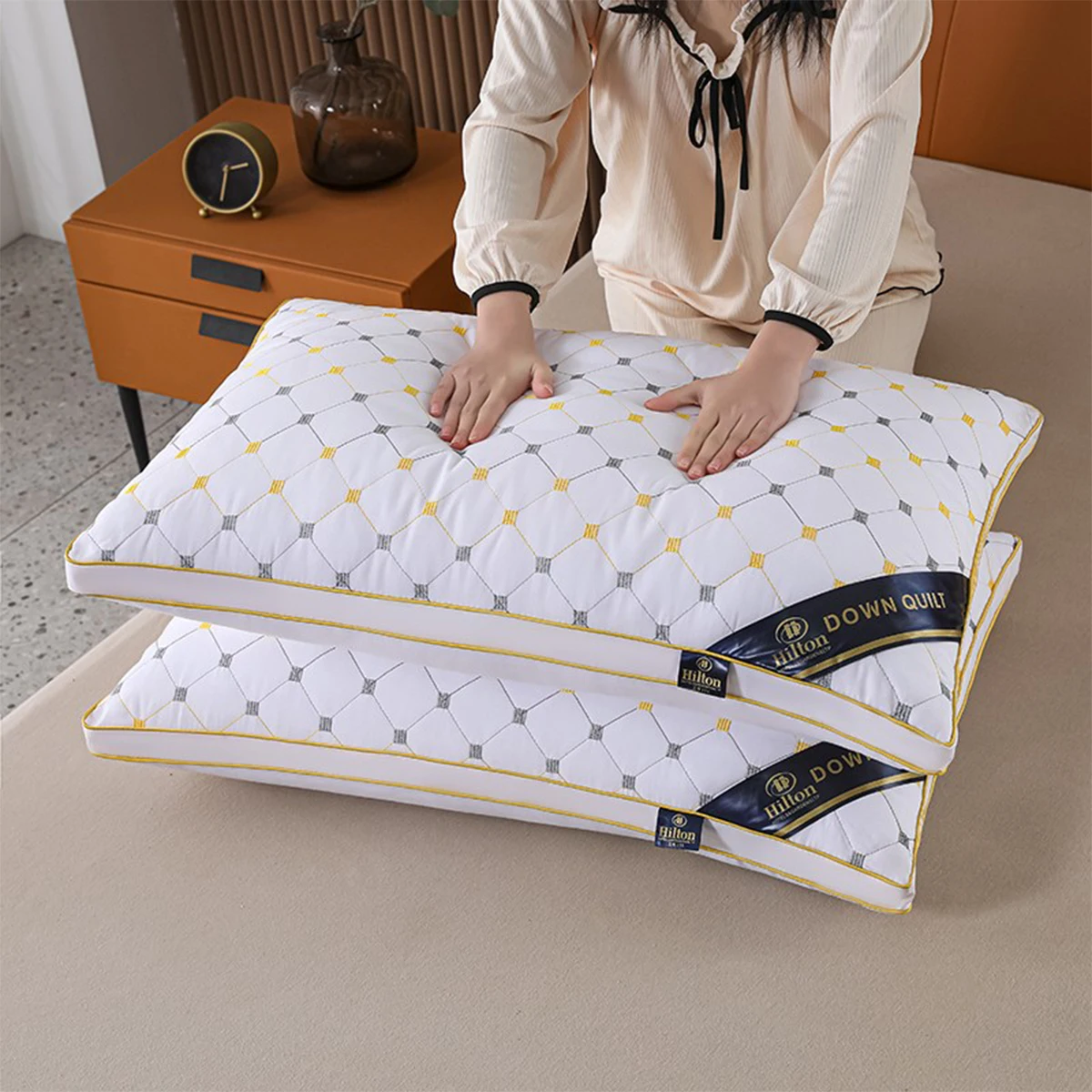 

Hotel Pillows Specifically Designed for Cervical Spine Protection and Sleep Aid Home Use Dormitory Single Pillow Core