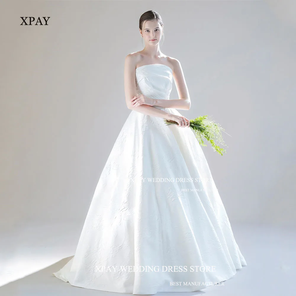 XPAY Strapless Simple Wedding Dresses Sleeveless Backless Pleats Bridal Gowns Photo Shoot Floor Length Satin A Line Ball Gown