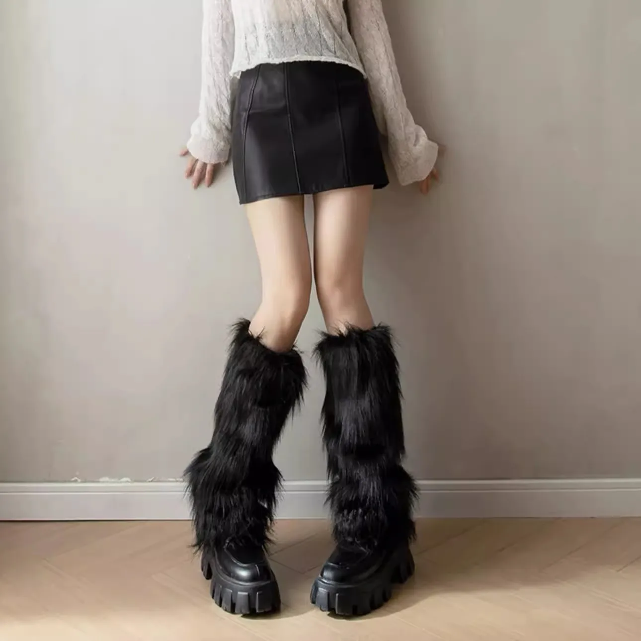 Japanese White Faux Fur Leg Warmers Boot Covers Y2K Goth Solid Leg Socks Punk Jk Knee-length Hiphop Hotgirl Fashion Warm Sock