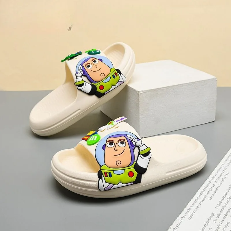 Toy Story Buzz Lightyear Cartoon Animation Creative EVA Slippers Fashionable Simple Indoor Non-slip Soft Sole Outer Sandals