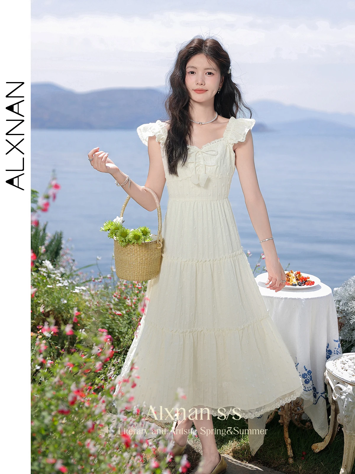 

ALXNAN Midi Sleeveless Strap Tiered Dresses Women 2024 Summer A-line Elegant Lace Patchwork Pleated French Female Dress L36501