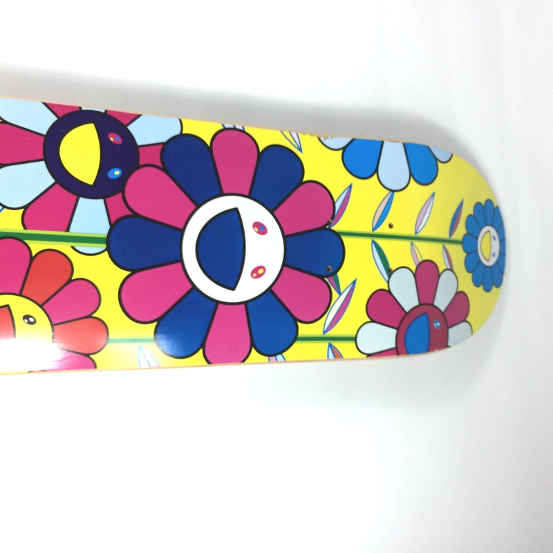 TM/KK Skateboard Deck Modern Canadá Maple. Colgante de decoración de Color amarillo, colecciona arte. Marca de moda. Estilo Internacional de Japón