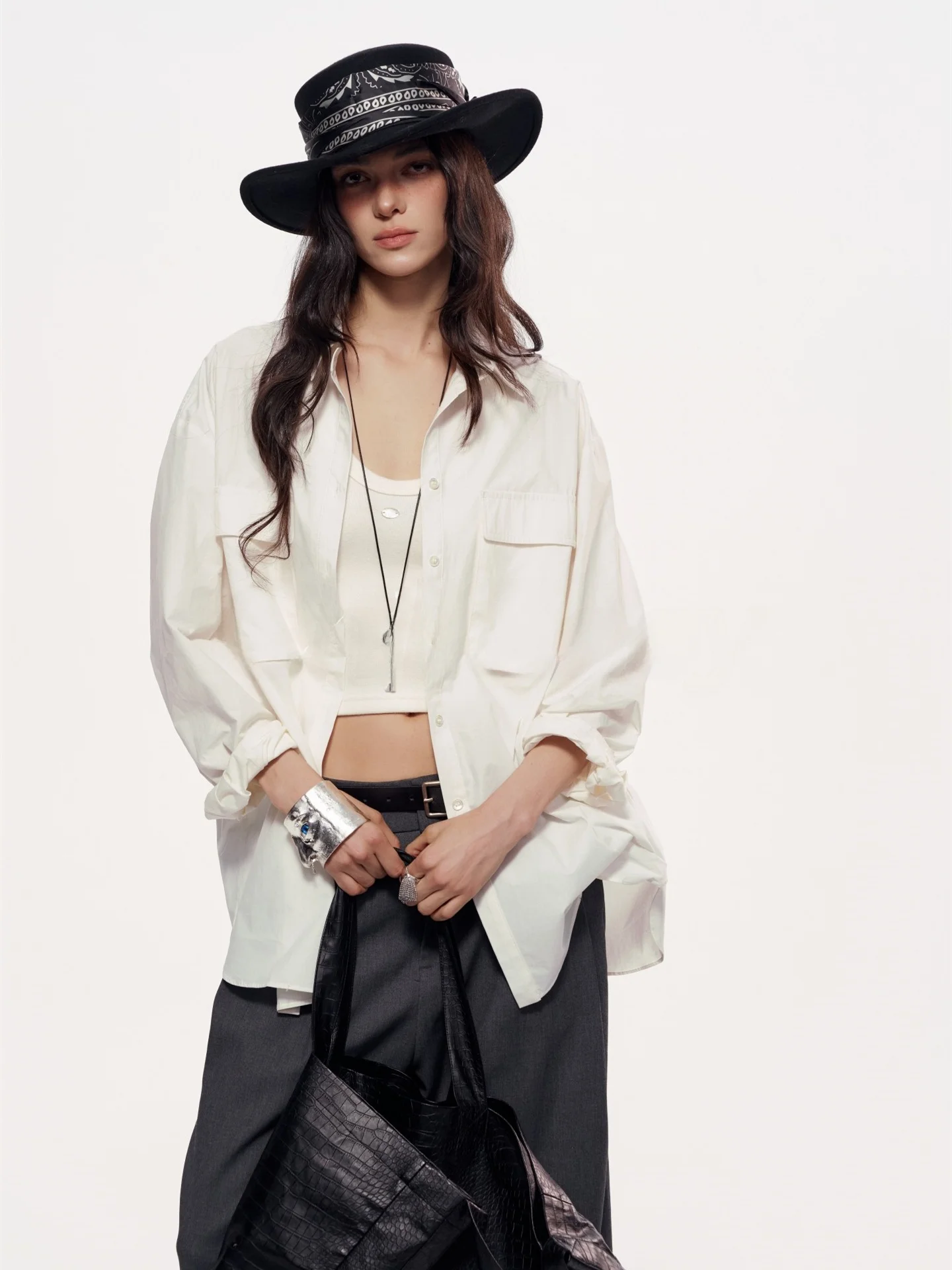 

Chill Zoe White Loose irt Spring 2026 Lazy Sle Versatile High-End Feel Cotton Long Sve Women's Casual irt