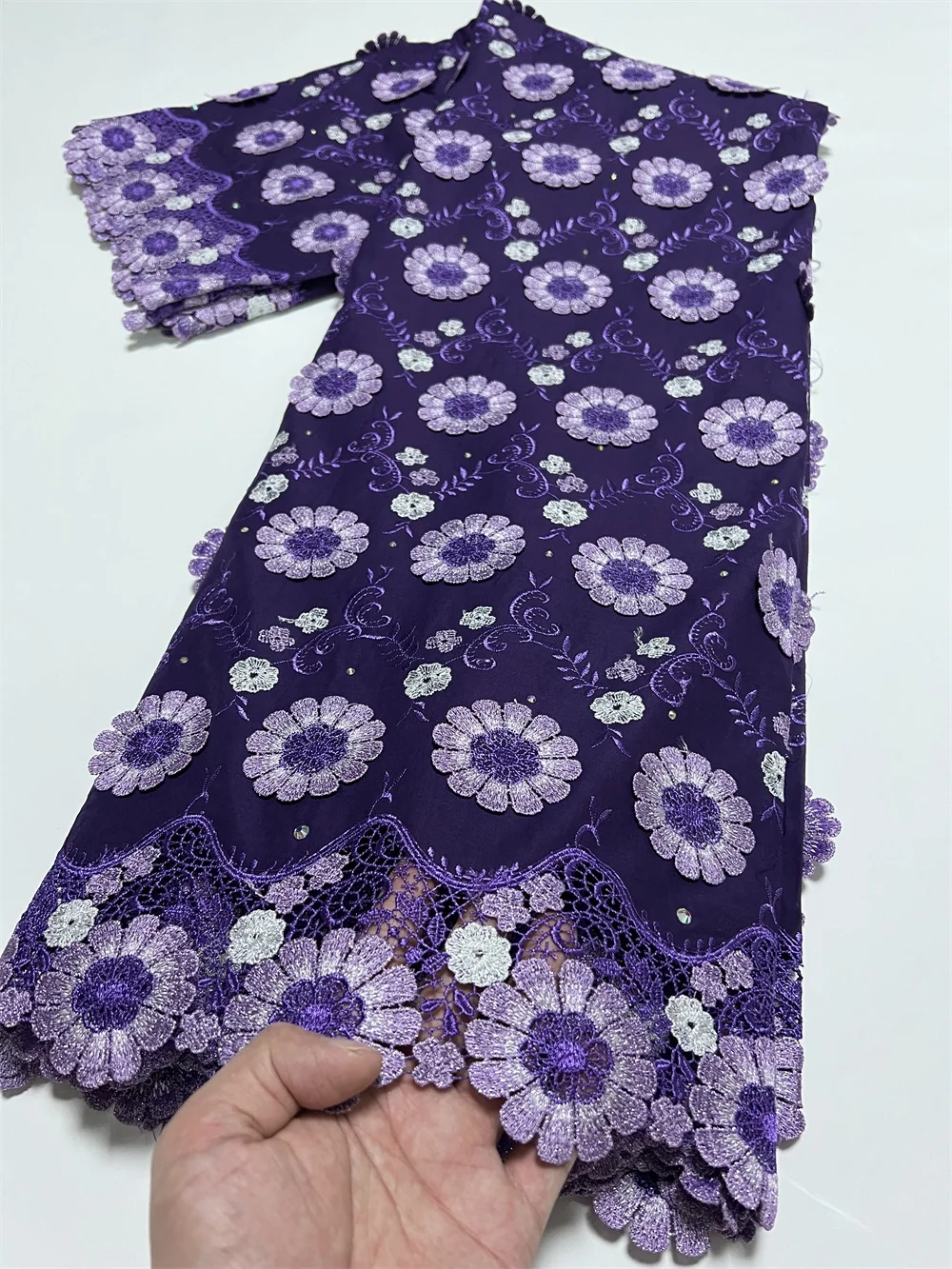 2026 New African Lace Fabric Nigerian Tulle Embroidered Bridal Gown Material Soft Cotton Damask for Wedding Party Dresses 5Yards