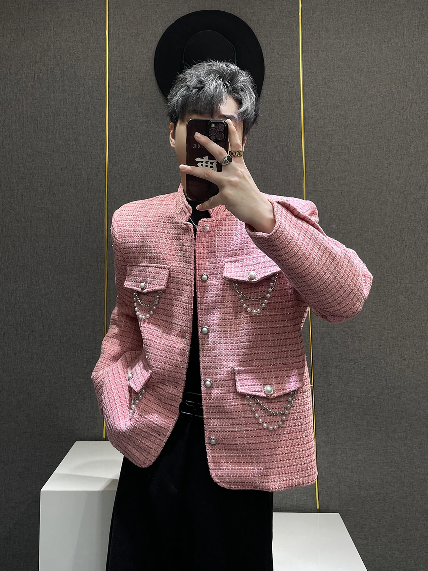 

Мужская куртка с жемчужной отделкой и подплечниками, осенняя, повседневная, из полиэстера, с подкладкой, воротник-стойка