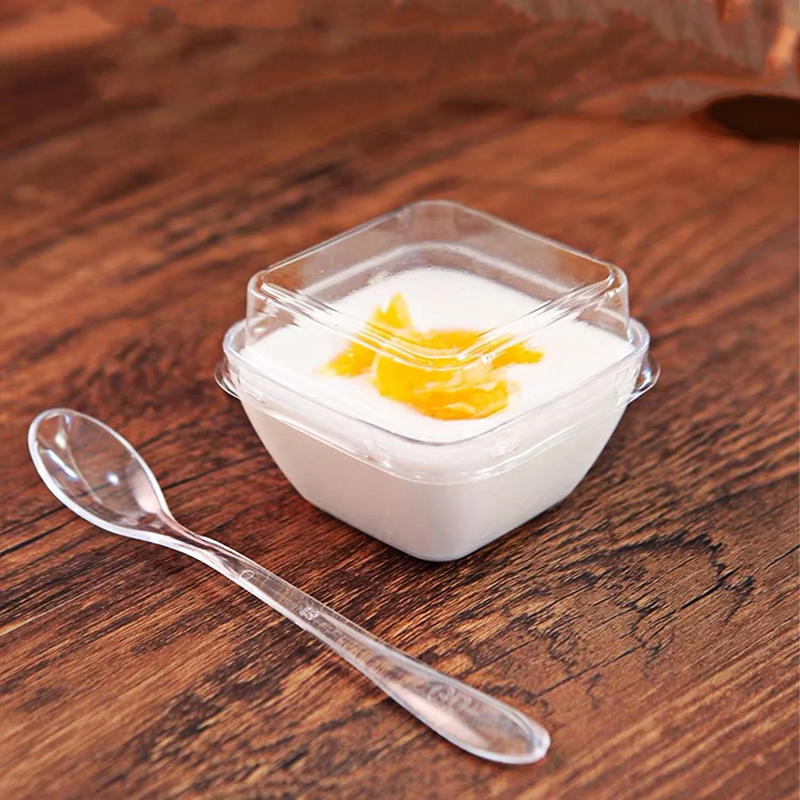 

50Sets Transparent Disposable Dessert Cups with Covers for Weddings Banquets Birthday Party Salad Yogurt Pudding Jelly Clear