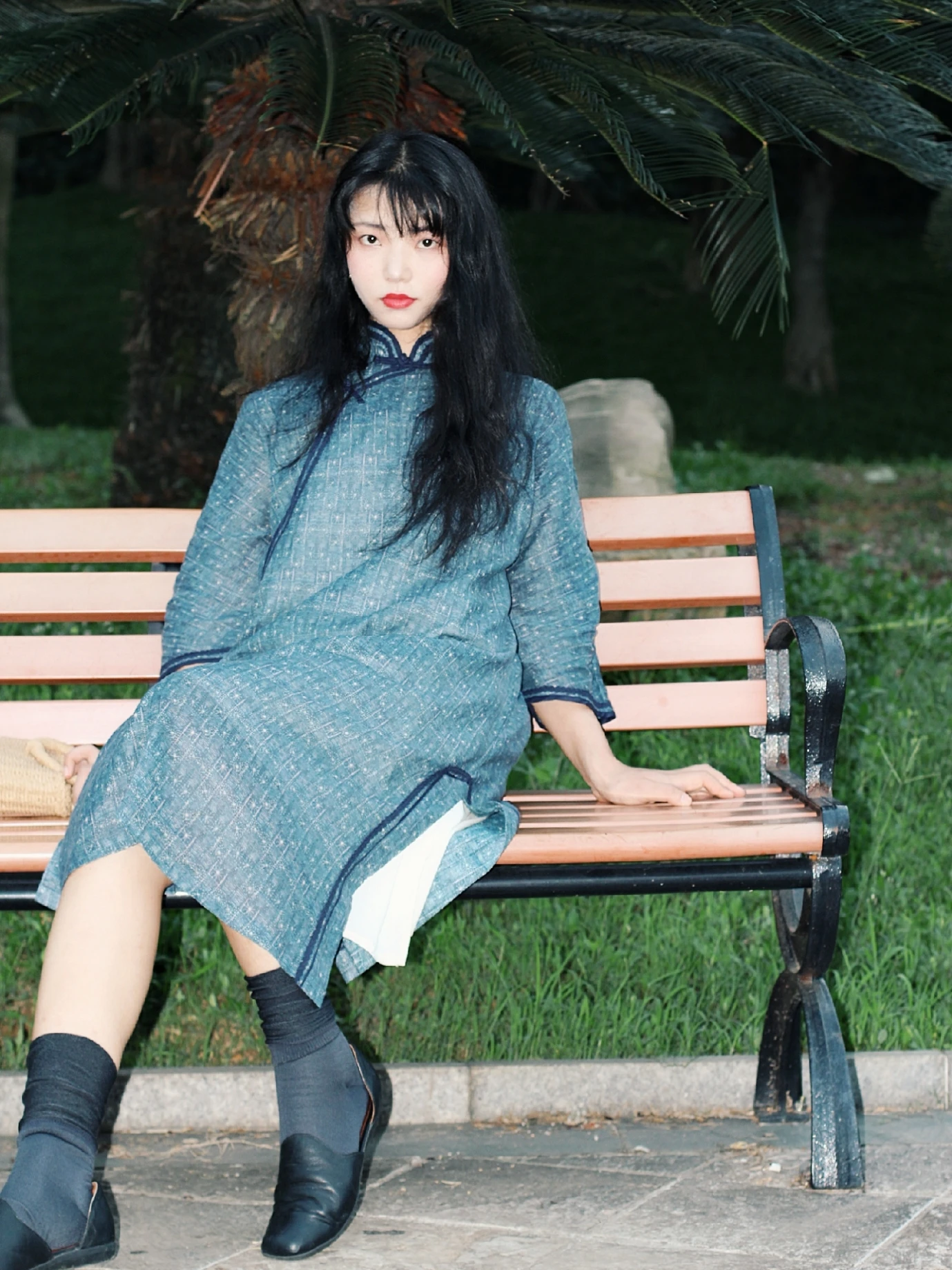 

Ninth Cloud Rain ter the Rain Blue One-Piece Large Sve Pure Silk Handmade Button Artistic Long Dr