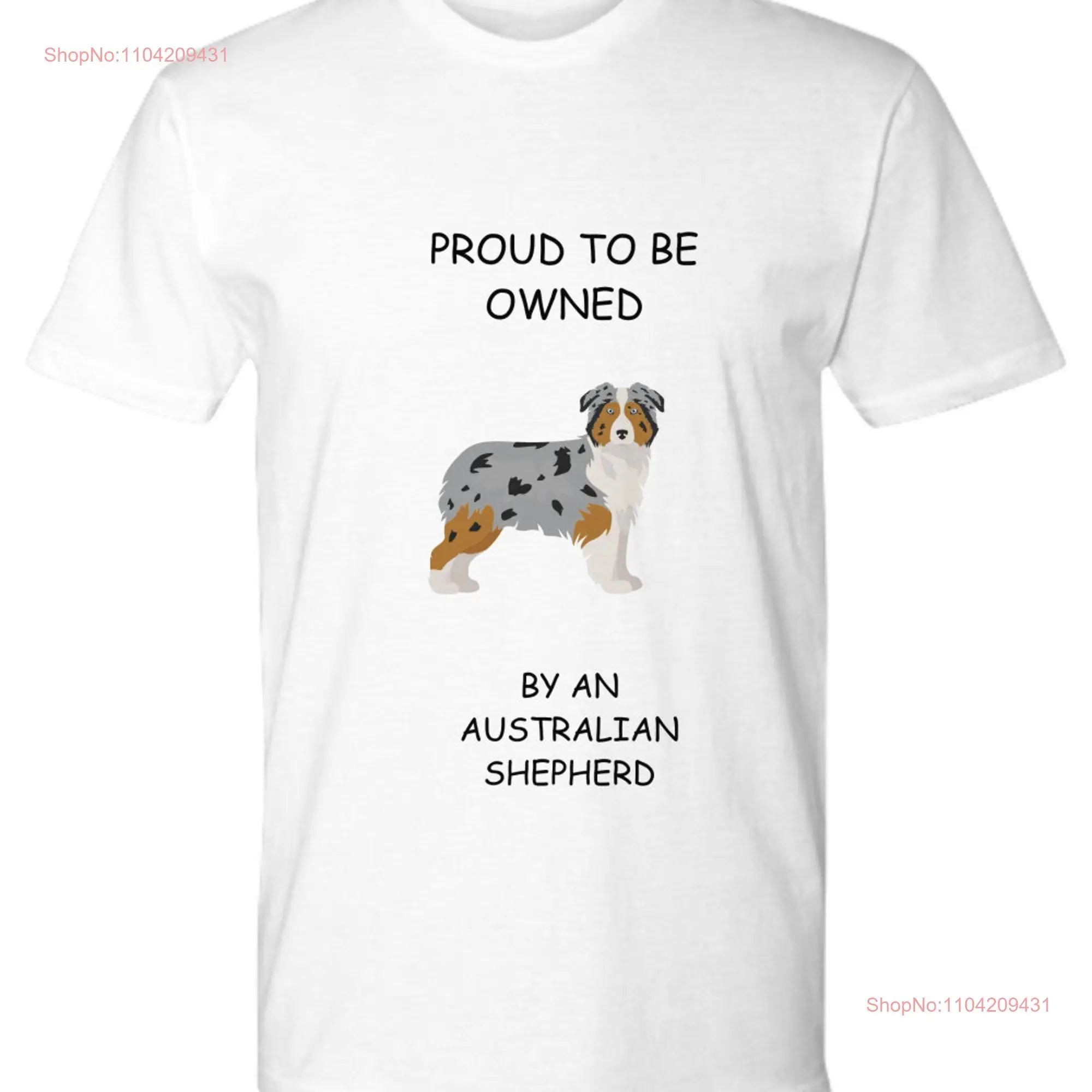 Гордый, чтобы быть собственным австралийской овчаркой, синяя футболка премиум-класса с длинными или короткими рукавами Гордый, чтобы быть собственным австралийской овчаркой, синяя футболка премиум-класса с длинными или короткими рукавами