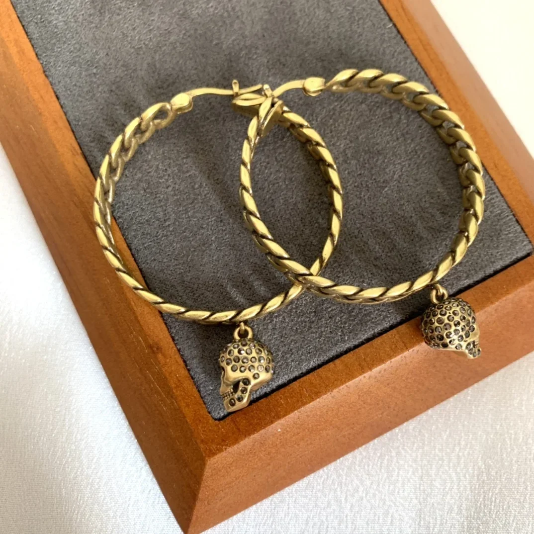 

Горячие дизайнерские серьги высшего качества с преувеличенной золотой цепочкой, круглые большие серьги-кольца, женские роскошные ювелирные изделия в стиле бохо, гот, тренд