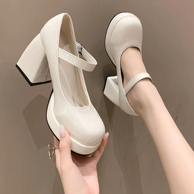 Scarpe da sposa da donna con tacco alto linea francese con scarpe Mary Jane scarpe con tacco spesso piattaforma impermeabile temperamento bianco