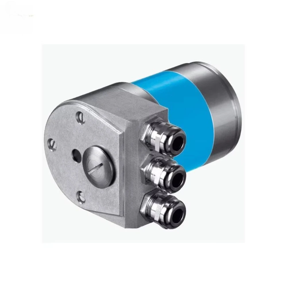 Plug connectors and cable bus adapters