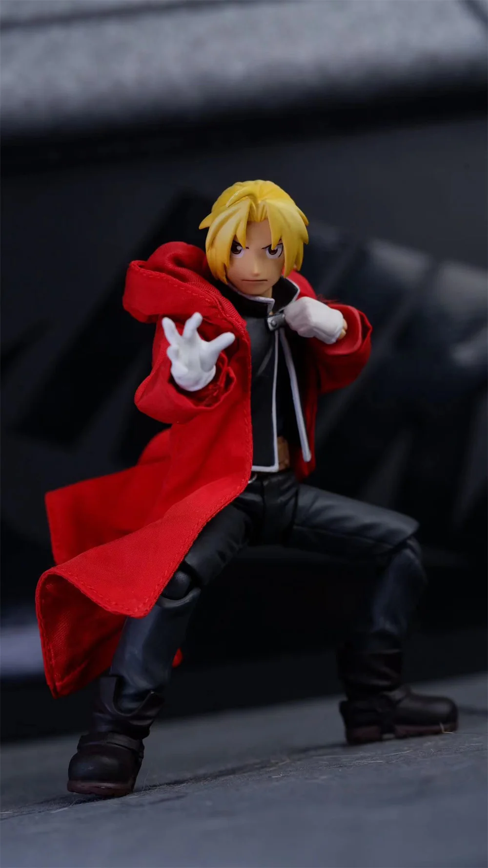 In Stock BUZZmod 1/12 Scale Male Hooded Trench Coat Steel Alchemist Edward Elric Red Windbreak for 6