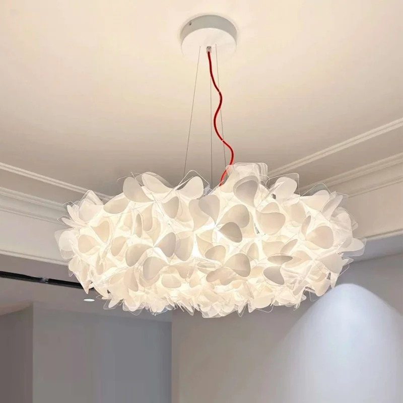 Moderne luxe Led pétale plafond lustre salle à manger salon chambre Restaurant noir blanc nuage intérieur Art pendentif lumières