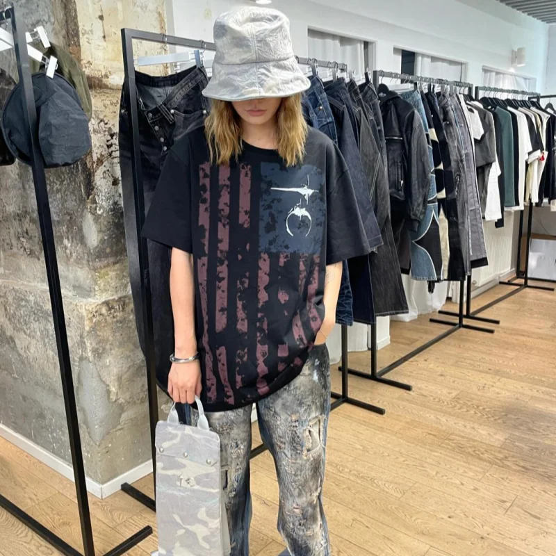 Thug Club 2026 New Niche Streetwear Vintage Distressed Faded Star & Moon Print American Casual Oversized T-Shirt