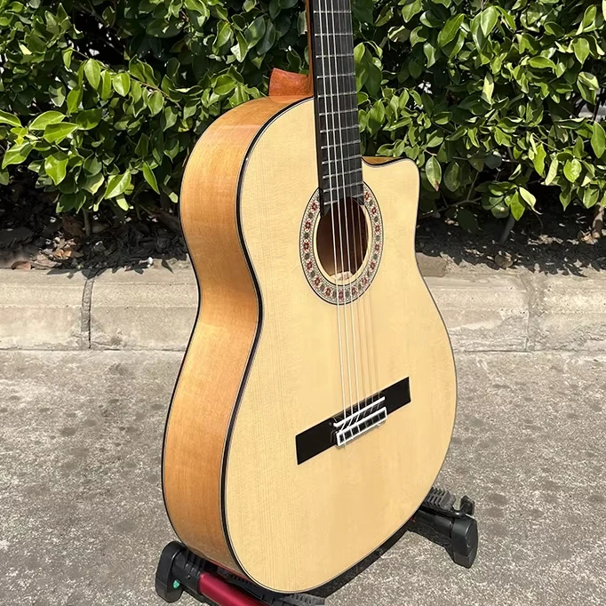 Grade Handmade All Solid Gloss Finish Flamenco Guitar Spruce Top Cypress Back and Side Nylon String Acoustic Musical Instrument
