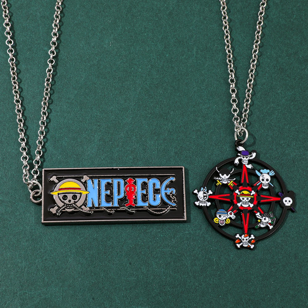Anime One Piece Halsketten-Set Strohhut-Piraten Logo Kompass Anhänger Kette Schmuck für Fans Cosplay Geschenk