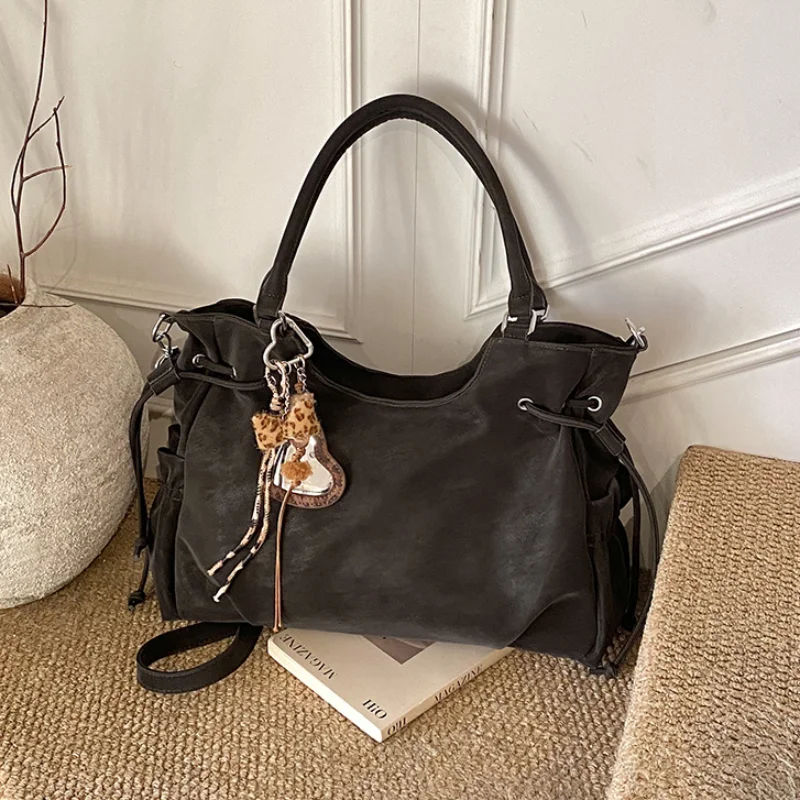 

Brand Frosted Handbag New Y2k Style Large Crossbody Bag Drawstring Pleated Design Shoulder Bag Simple Versatile Bag With Pendant