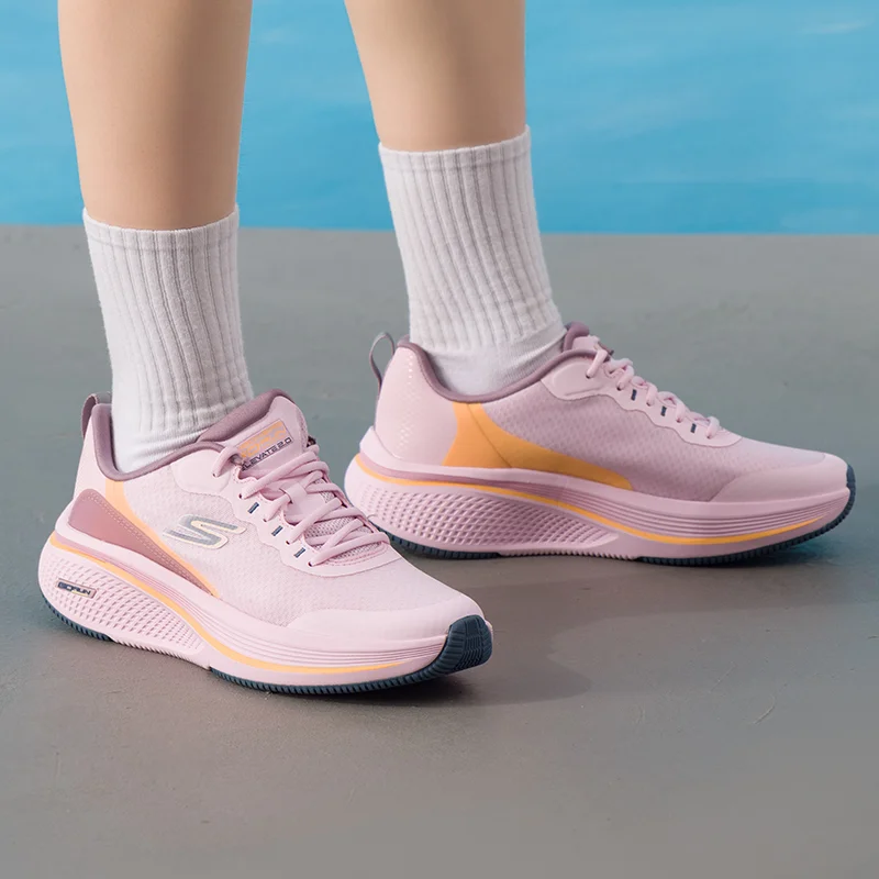 Skechers Women's Shoes Origina - Lightweight Road Running Shoes 评论和价格