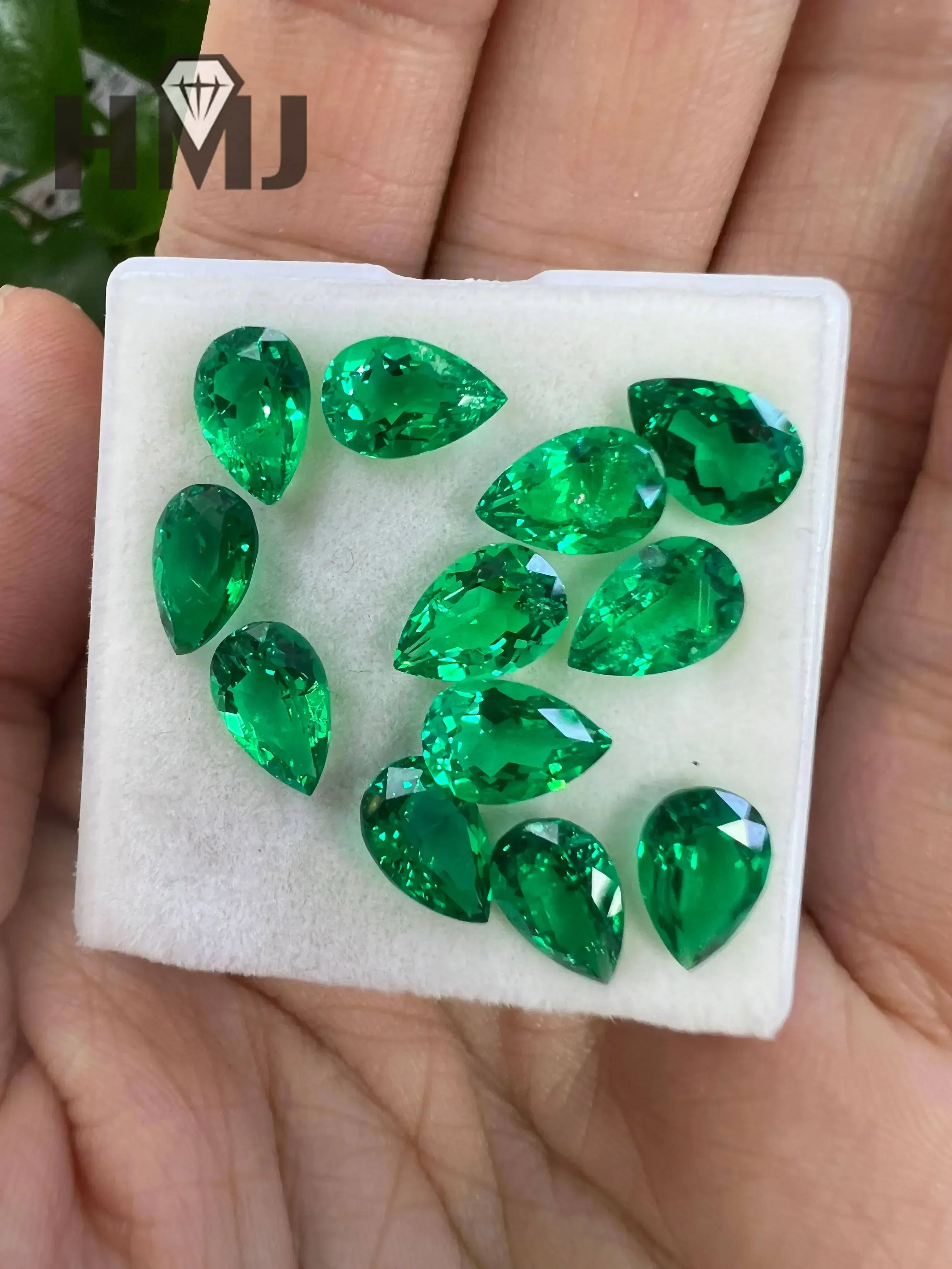 

Lab Grown Columbia Emeralds Hydrothermal Pear Cut AGL Certificate Hand Cutting Advanced Jewelry Making Materials Charm Beads