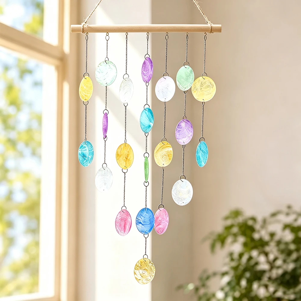 Regenbogenfarbene Muschel-Windspiele, Sonnenfänger, natürliche runde Muschelscheiben, Fensterdekoration zum Aufhängen für den Außenbereich, Garten, Balkon, Heimdekoration – Detail 2