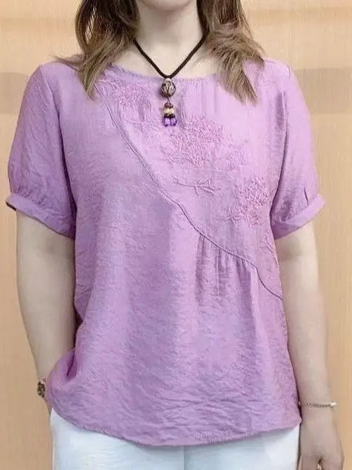 

Летняя новинка: модная повседневная свободная футболка с вышивкой, универсальная, стройнящая, для женщин, на каждый день