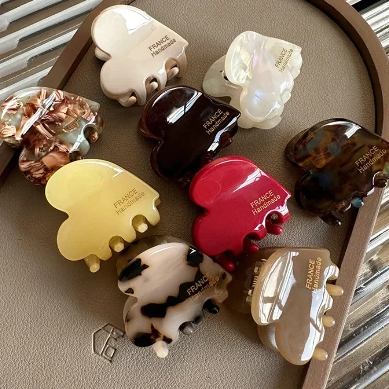 

3.5cm Small Hairclaw Acetate Hair Crabs for Girls Cute Heart Shaped Hairclips Women Hair Accessories Hair Pins and Clips