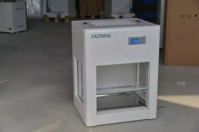 CJ-600N Laboratory Mini Fume Hood Mini Laminar Flow Cabinet Table type clean equipment